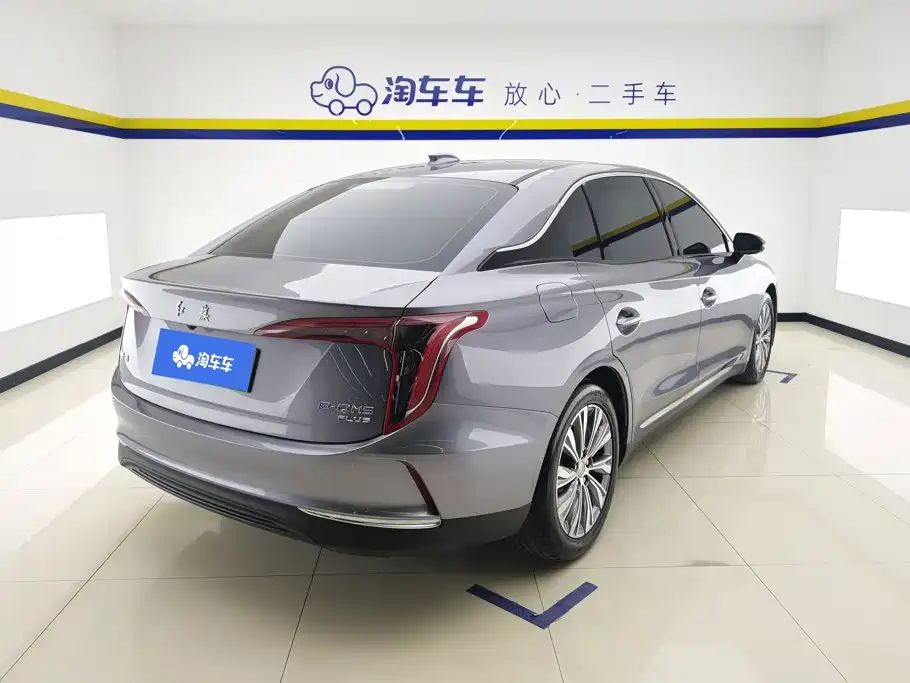 Hongqi Hongqi E-QM5 — миниатюра 3