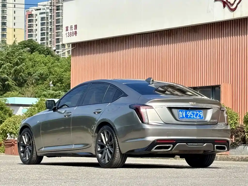 Cadillac CT5 — миниатюра 10
