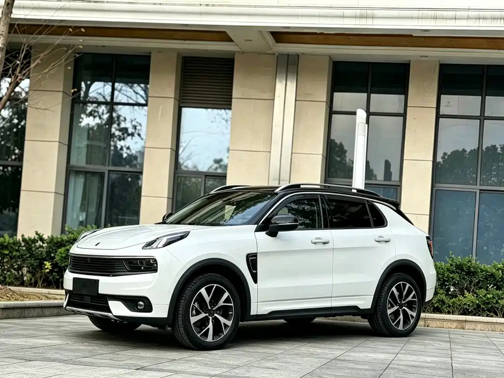 Lynk & Co 01 2019