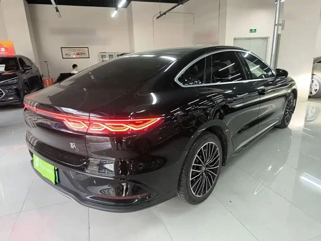 BYD Han — миниатюра 7