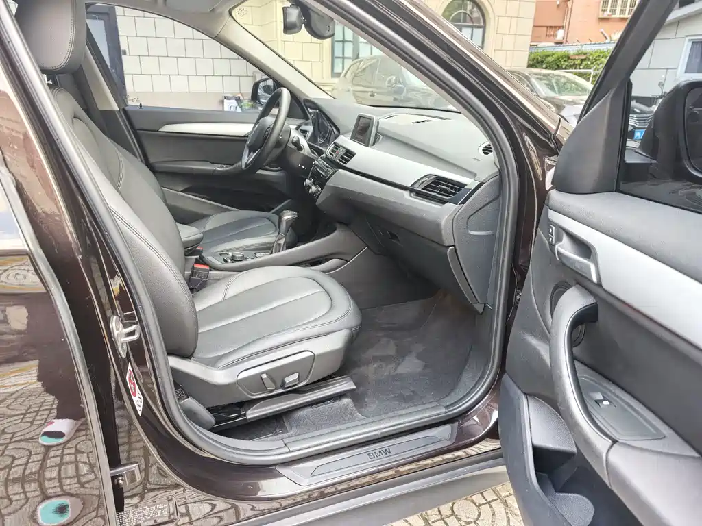 BMW X1 — миниатюра 15
