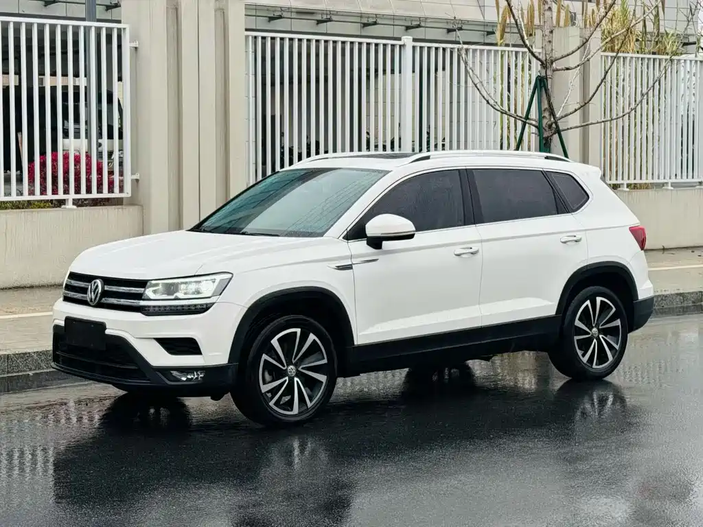 Volkswagen Tharu 2019