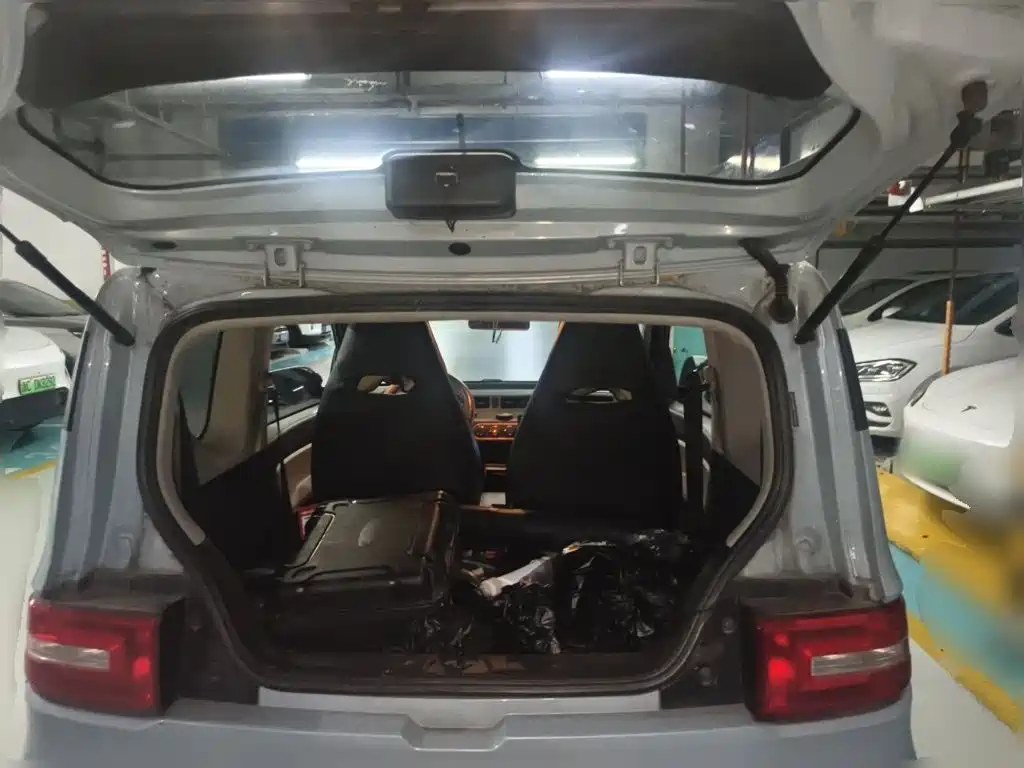 Wuling MINIEV — миниатюра 10