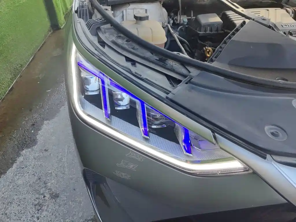 BYD PLUS New Energy — миниатюра 7