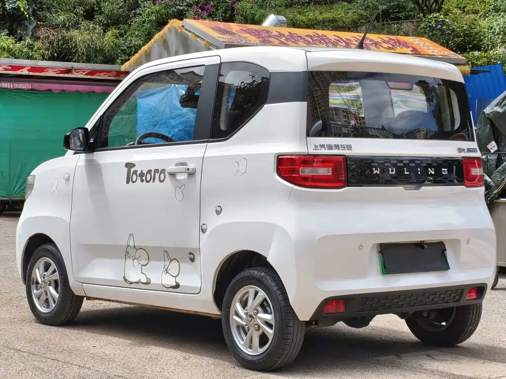 Wuling MINIEV — миниатюра 4