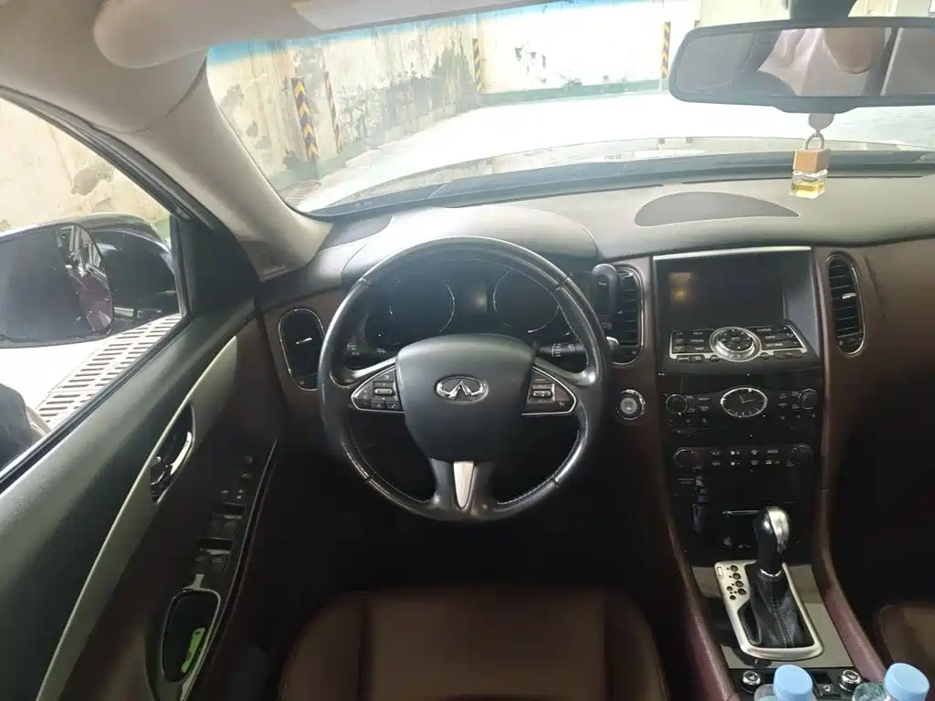 Infiniti QX50 — миниатюра 3
