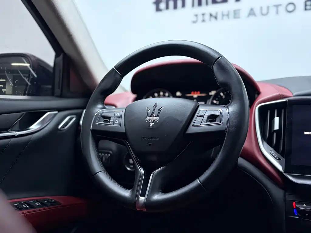 Maserati Ghibli — миниатюра 17