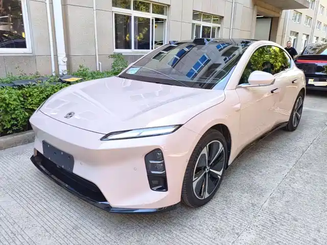 2025 Nio ET5