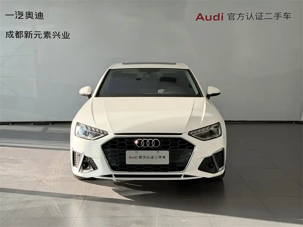 Audi A4L 2022 40 TFSI Luxury