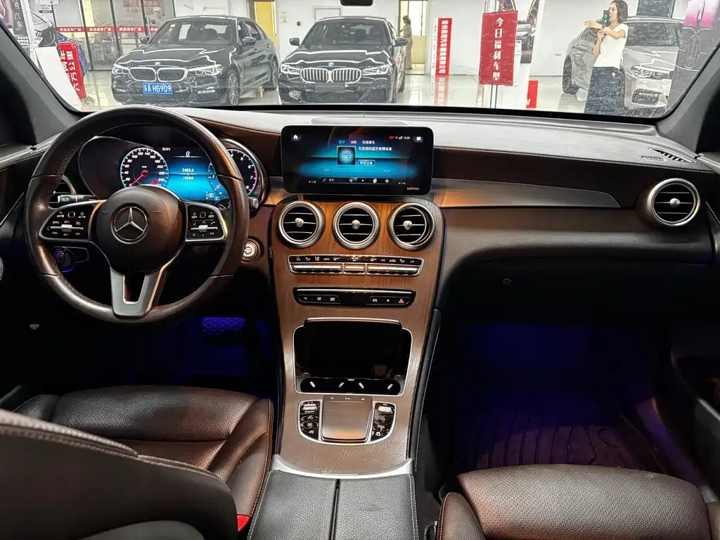 Mercedes-Benz GLC — миниатюра 8