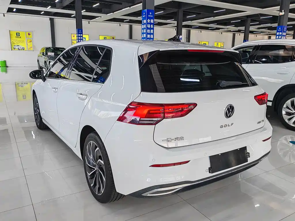 Volkswagen Golf — миниатюра 6
