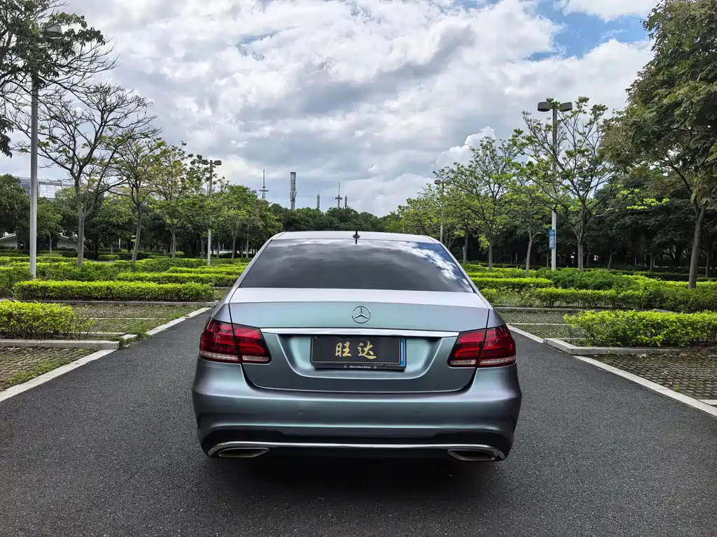 Mercedes-Benz E-Class — миниатюра 8