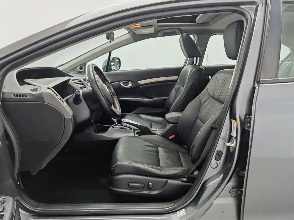 Honda Civic — миниатюра 10