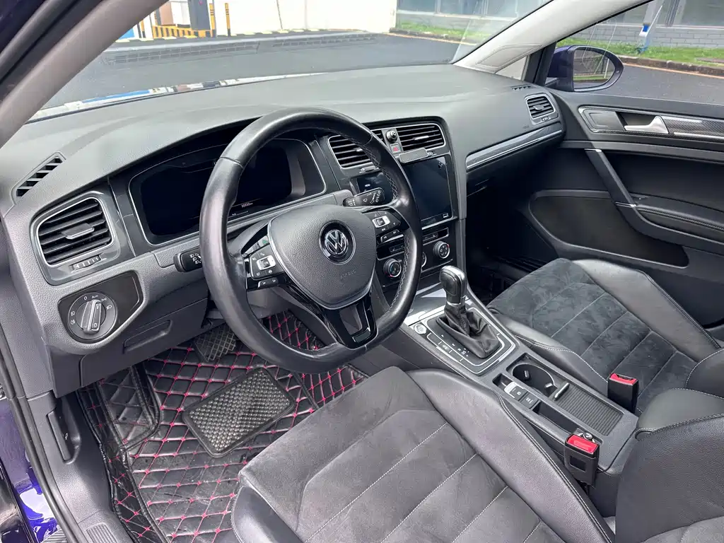 Volkswagen Golf — миниатюра 6