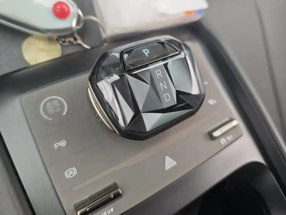 BYD Qin L — миниатюра 16