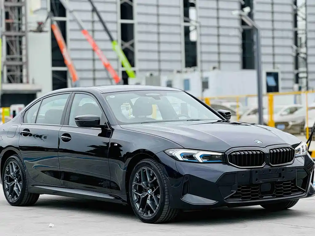 BMW 3 Series — миниатюра 3