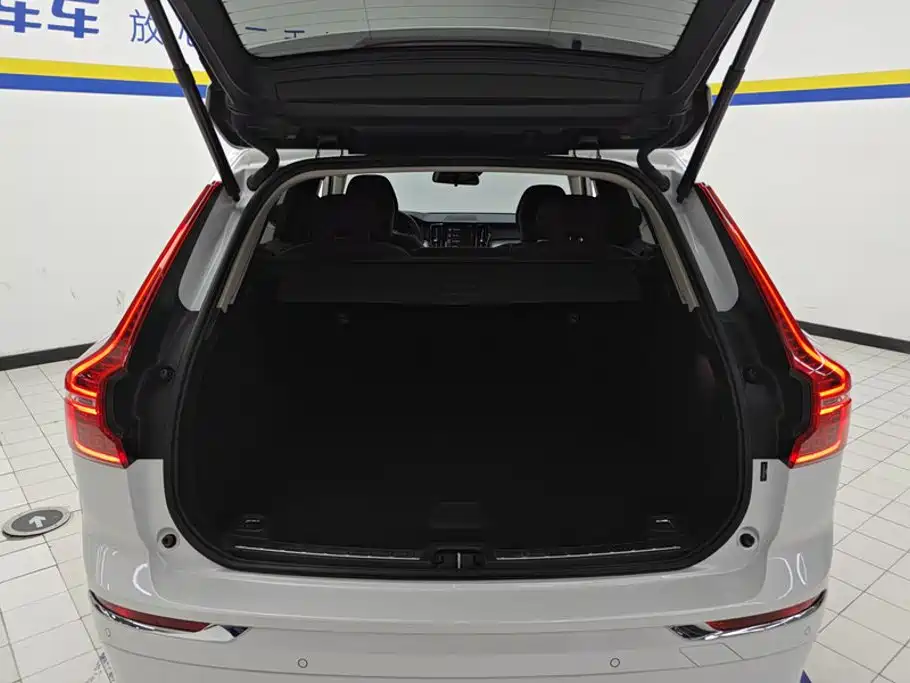 Volvo XC60 — миниатюра 3
