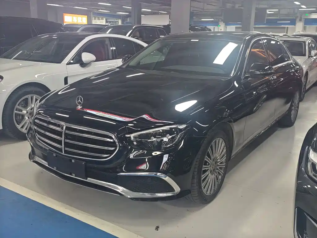 Mercedes-Benz E-Class 2023