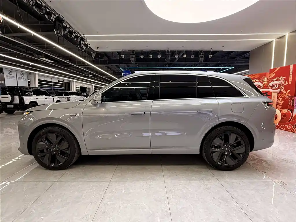Li Auto IDEAL L6