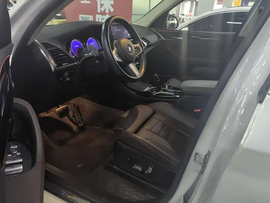 BMW X3 — миниатюра 9