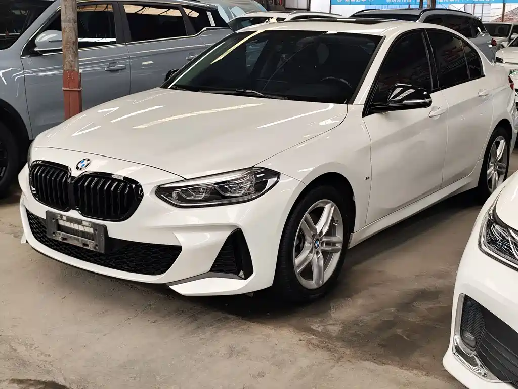 BMW 1 Series 2022