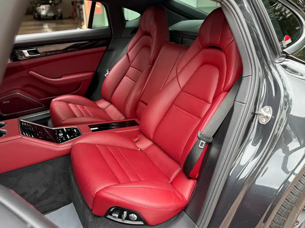 Porsche Panamera — миниатюра 21