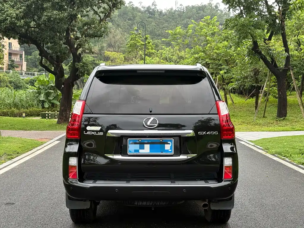 Lexus GX — миниатюра 8