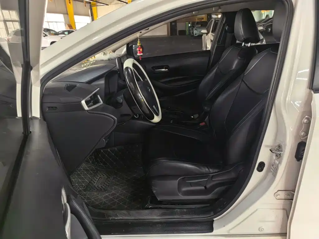 Toyota Corolla — миниатюра 15