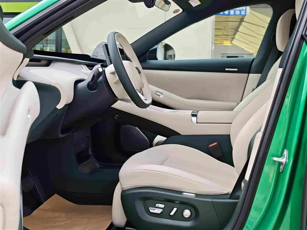 XIAOMI CAR XIAOMI YU7