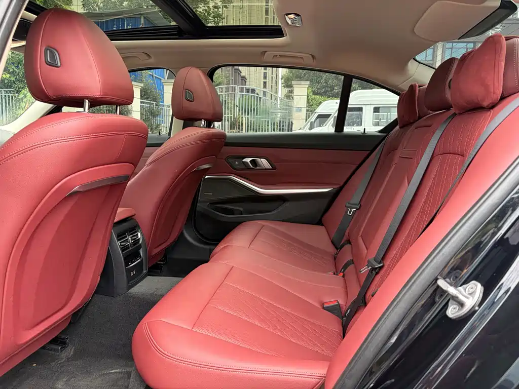 BMW 3 Series — миниатюра 5
