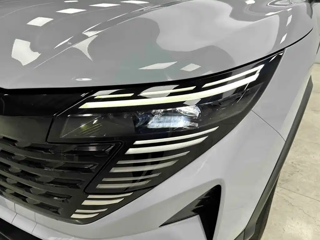 Nissan Qashqai — миниатюра 18