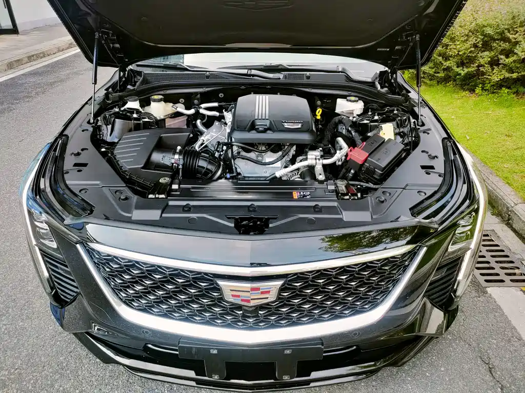 Cadillac CT5 — миниатюра 12