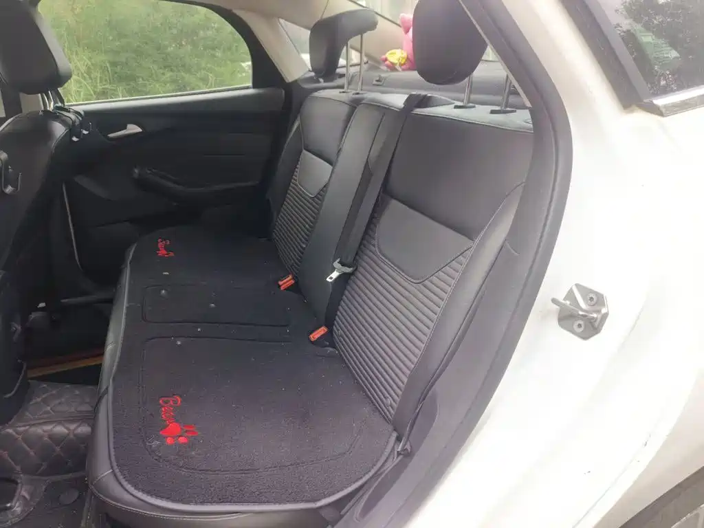 Ford Focus — миниатюра 13