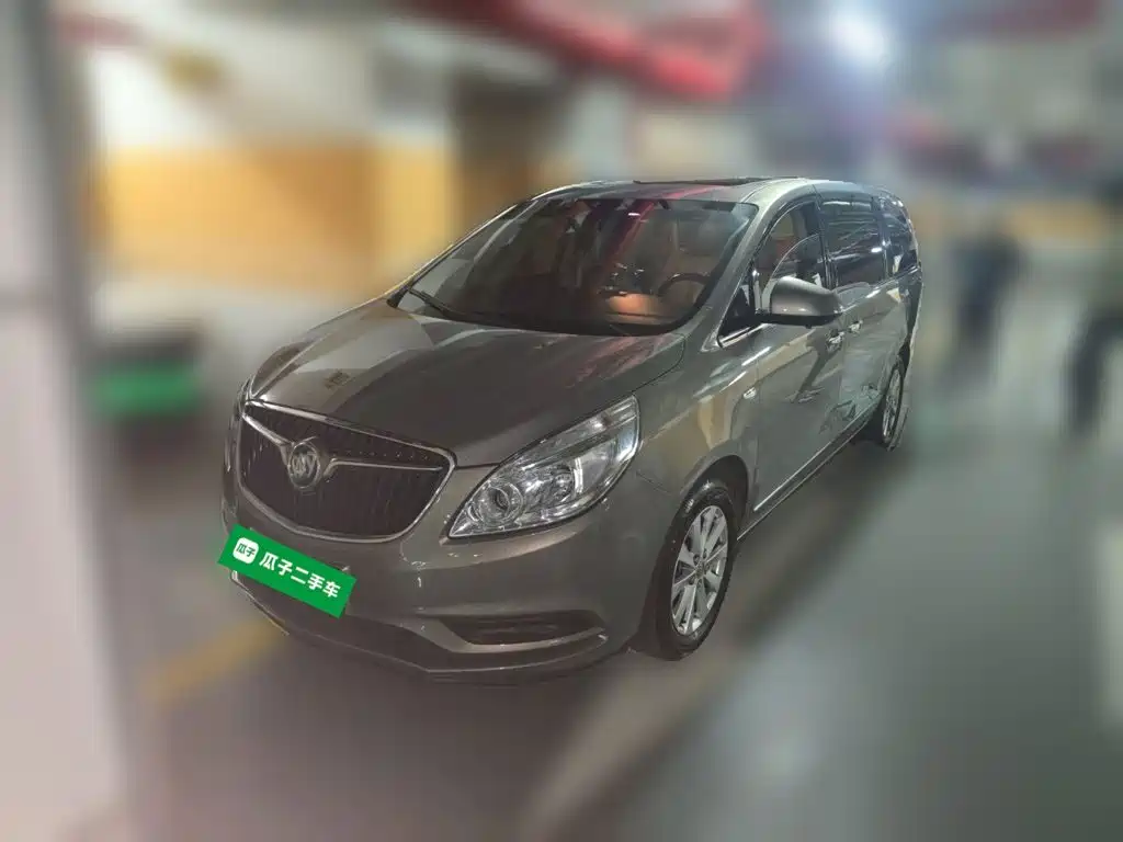 Buick GL8 — миниатюра 2
