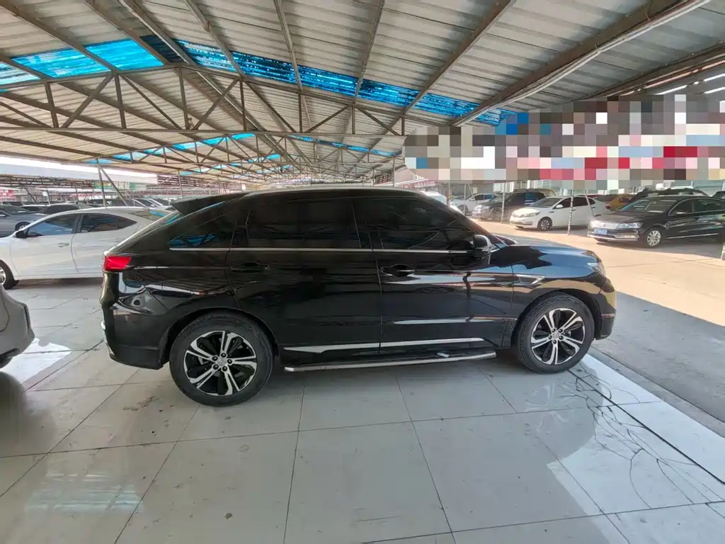 Honda UR-V — миниатюра 5