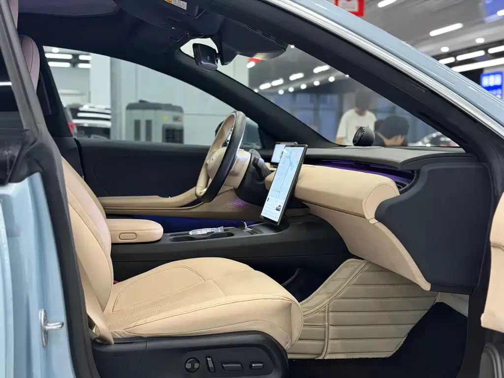 NIO ET5 — миниатюра 9