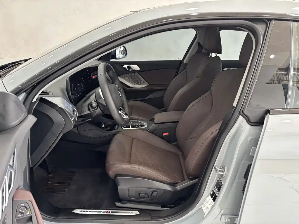BMW 2 Series — миниатюра 11