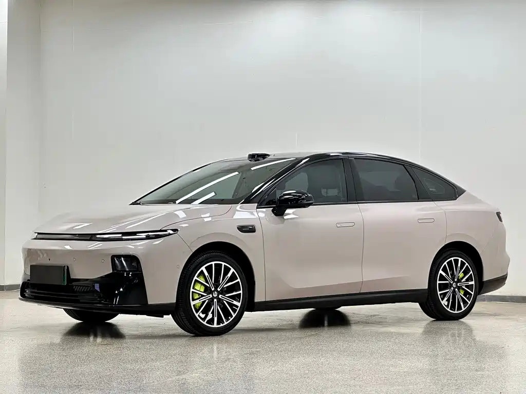 Leapmotor Ноль один.