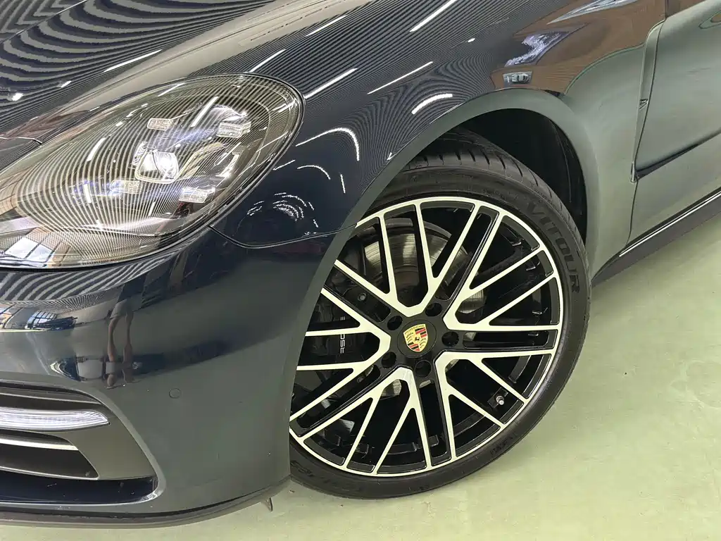 Porsche Panamera — миниатюра 4