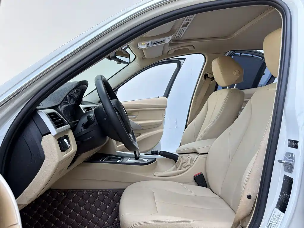 BMW 3 Series — миниатюра 10