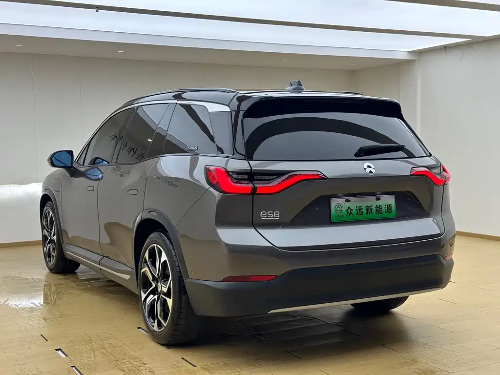 NIO ES8 — миниатюра 23