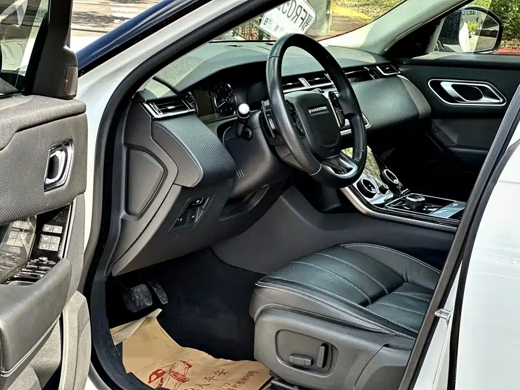 Land Rover Velar — миниатюра 4