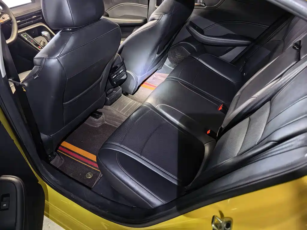 Roewe i5 — миниатюра 8