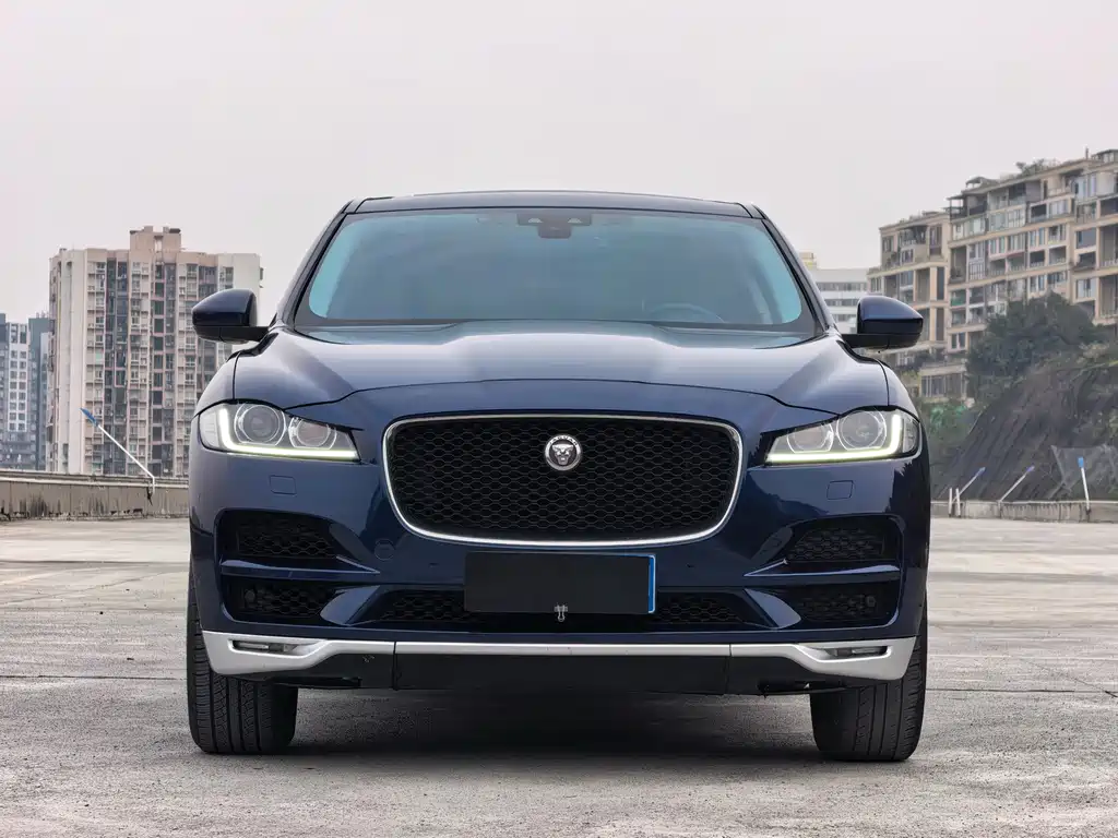 Jaguar F-Pace 2018 2.0T Premium