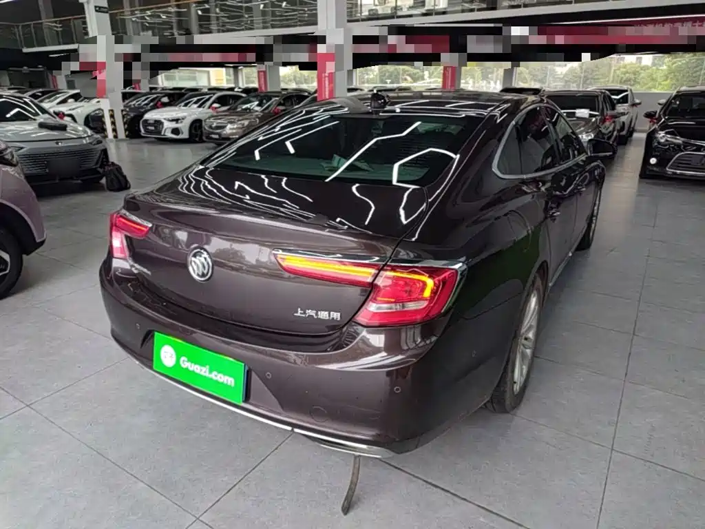 Buick LaCrosse — миниатюра 7