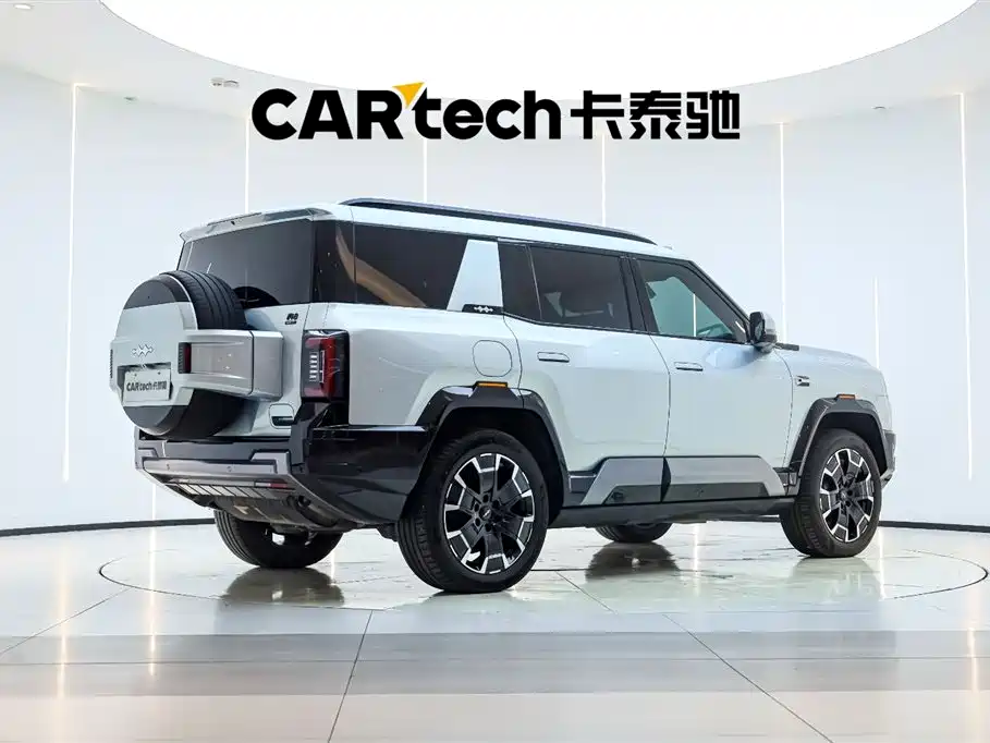 Fangchengbao Leopard 8 8 2025 Flagship 7 мест