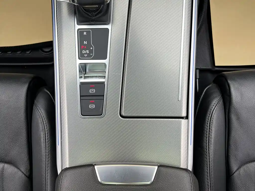 Audi A6L — миниатюра 23