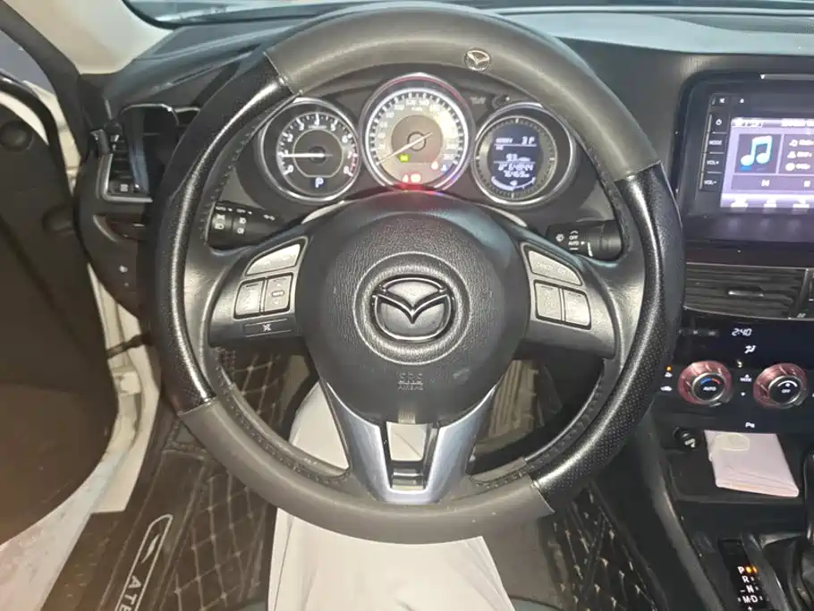 Mazda Atenza — миниатюра 15