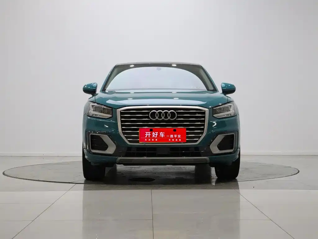 Audi Q2L — миниатюра 2