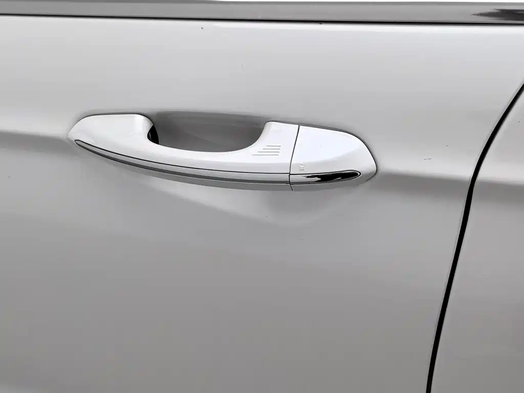 Ford Mondeo — миниатюра 18